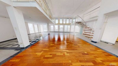 BIETERVERFAHREN* BEZUGSFREIE, renovierte 4 ZKB mit Terrasse nähe Wasserturm | inkl Stellplatz