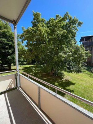 Großzügige 3-Raum-Wohnung mit Balkon!
