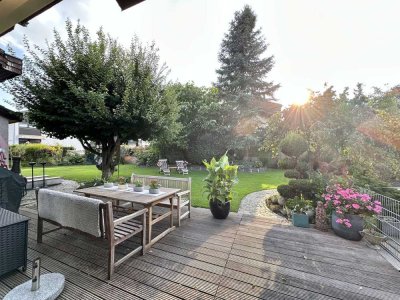 Großzügiger Garten, viel Platz und die ein oder andere Annehmlichkeit! Jetzt anfragen!