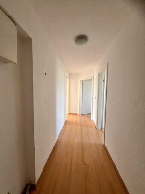 2-RW im Dachgeschoss / FLJ 7