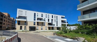 Offene Besichtigung am So. 1.3., 12-15 h! Attraktive 4-Zi-Whg. mit gr. Terrasse inkl. Stellplatz!