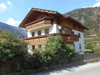 Mehrfamilienhaus mit Option zu Seniorenresidenz oder Pension, Investition mit Zukunftsperspektive.