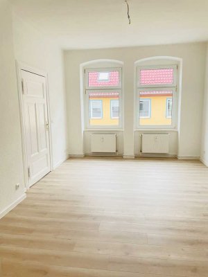 Charmante 4-Raum-Altbauwohnung – frisch saniert & mit neuer Einbauküche