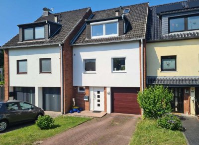 Familientraum - Modernisiertes Reihenhaus in beliebter Wohnlage