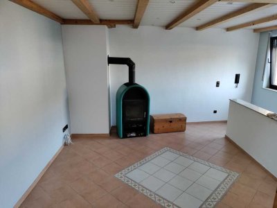 Moderne Studio-Wohnung, Küche und Bad in Weingarten Baden