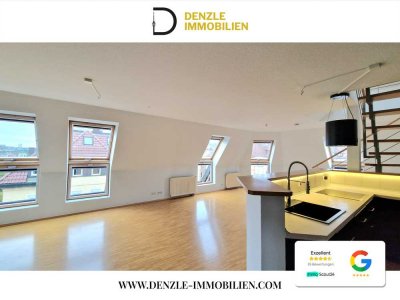Elegante Maisonette im Dachgeschoss mit offener Wohnküche, Kamin und Loggia