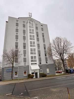 Tolle DG-Wohnung mit Aufzug und großem Balkon!