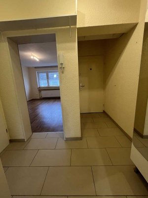 2 Zimmer Wohnung in Düsseldorf Wersten zu vermieten