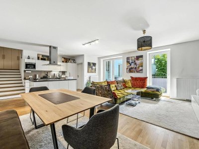 GROßZÜGIGE ca. 121 m² WOHNUNG MIT RUHIGER LOGGIA INS GRÜNE | 5 Zimmer möglich |RUHELAGE IM INNENHOF | INKLUSIVE KÜCHE | PARKPLATZ VORHANDEN | ZWEITBEZUG | 