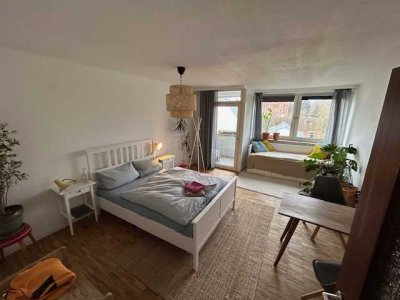 Möblierte helle 1-Zimmer-Wohnung in Linden Mitte