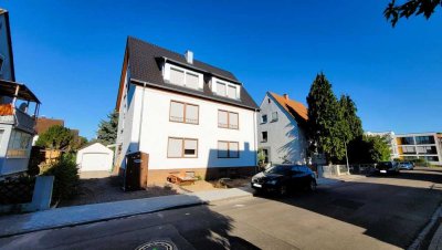 Erstbezug: Sanierte Wohnung im 1. OG in zentraler, ruhiger Lage mit Garten + Terrasse + Keller