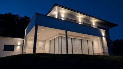 Modernes Einfamilienhaus - traumhafte Aussichtslage!