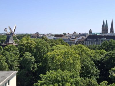 Erstbezug nach Modernisierung: 1,5-Zimmer mit vollverglaster Loggia im 10.OG