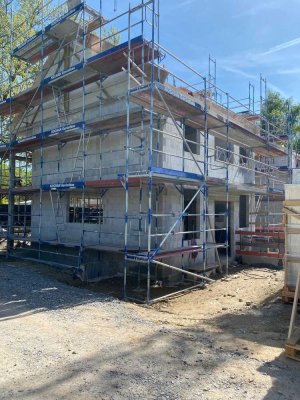 Investieren Sie in Ihre eigenen 4 Wände!: Neubauprojekt mit 6 DHH in moderner Bauweise