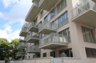 Moderne 3-Zimmer Wohnung mit zwei Balkonen am Donauufer und im Zentrum von Neu-Ulm