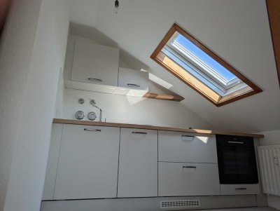 1-Zimmer-Dachgeschosswohnung mit Einbauküche in Friolzheim