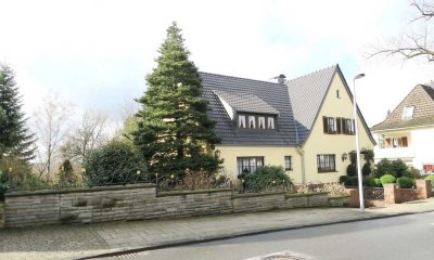 Verkauft! Ansprechende Villa mit Fernblick in bester Lage von E-Kettwig
