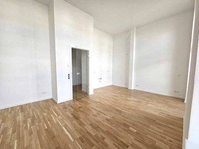 Wohnen in einer Denkmalimmobilie - 
3 Zimmer inkl. Terrasse + Parkett+ Bad mit Wanne & Dusche+ SP