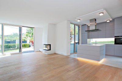 WUNDERSCHÖNER FAMILIENSITZ IN ABSOLUTER GRÜNRUHELAGE