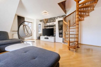 **Wohnen über zwei Ebenen – Maisonette mit Dachterrasse & Garage in Mainz**