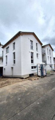 Exklusive 2-Raum-Wohnung mit gehobener Innenausstattung mit Balkon und EBK in Bickenbach