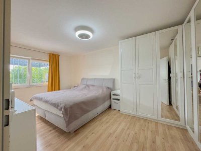Modernisierte 2,5 Zimmerwohnung mit traumhaftem Terrassensitz