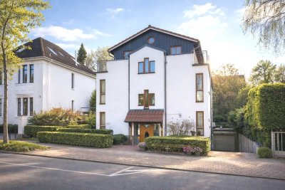 Sonnige und gepflegte 2 Zimmer Wohnung mit Balkon und Stellplatz!