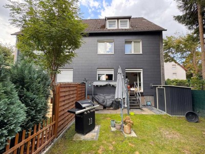 Gepflegtes Mehrfamilienhaus mit sechs Garagen in Essen-Bochold