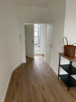 Traum mit Dachterrasse - 45 qm Wohnung plus 35 qm Terrasse