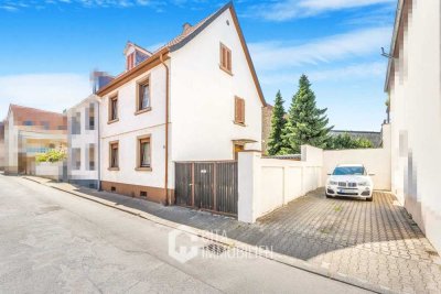 Sanierungsbedürftige Doppelhaushälfte mit großem Garten in Worms-Neuhausen