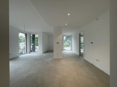 Neubau Erstbezug, offen geschnittene 3-Zi-EG-Wohnung,  Ispringen
