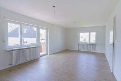 Schöne 4-Zimmer-Wohnung in Offenburg, Sanierung 2023 mit Einbauküche und Balkon: