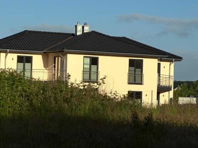 Hochwertige DHH mit 4 Zimmern in Zarrentin am Schaalsee