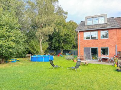 � Bezugsfrei ab 01.09.2025 – hochwertig saniertes Reihenendhaus � mit großem Garten � & Garage �