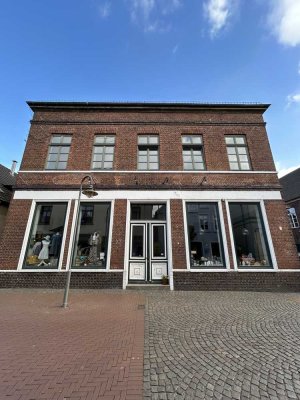 Charmante Altbauwohnung in zentraler Lage von Brake!