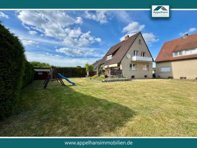 Ideal für Familien: Ein-/Zweifamilienhaus mit großem Garten