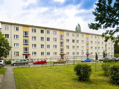 Bezugsfertige 3-Raumwohnung mit Balkon am Stadtrand