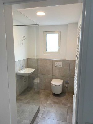 Teilmöblierte 2-Zimmer Wohnung mit Einbauküche und großem Balkon