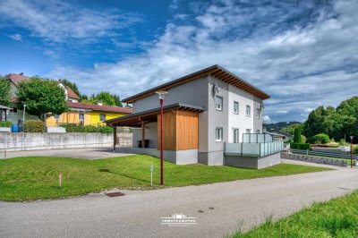 Neuwertige Doppelhaushälfte zum Preis einer Wohnung! In wenigen Wochen einziehen!