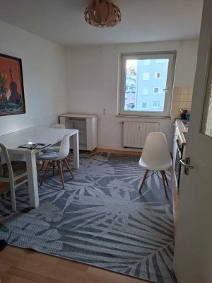 Helle, gemütliche 2 Zimmer Wohnung