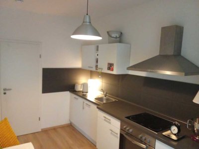 Sehr helle zwei Zimmer Küche Bad Wohnung in Wiesbaden Erbenheim ab 1.7.26 zu vermieten