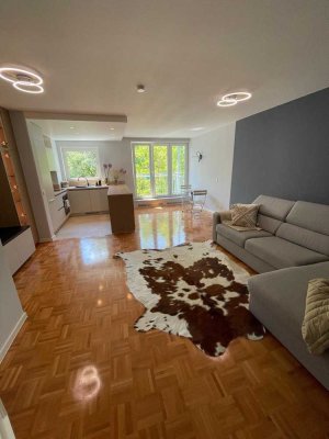 Top Lage in Wilmersdorf modernisierte 2 Zimmer Wohnung mit Balkon