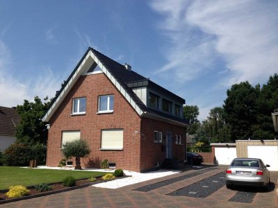 Lux. Wohnung in Neuss // Große Fenster // Blick ins Grüne // Smart Home