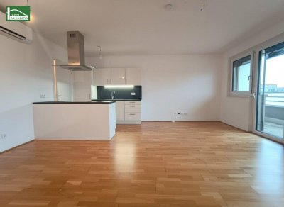 Geräumige 3-Zimmer-Wohnung im Dachgeschoss mit hochwertiger Ausstattung inklusive Klimaanlagen!