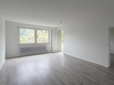 Ab 01.02.2026 - Seniorengerecht! Neu renovierte Wohnung mit Balkon *Hagen-Emst*