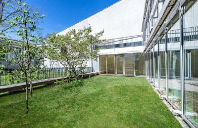 Sehr helle Luxus-Designwohnung mit großem Garten
