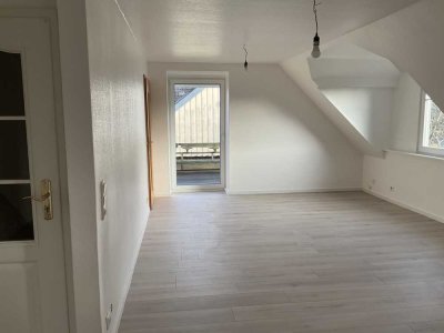 Helle 3-Zimmer Dachgeschosswohnung mit Balkon in Bad Oldesloe