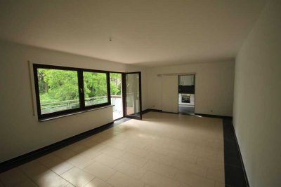 Einbauküche, Balkon, Stellplatz, Keller
