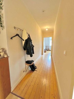 Befristet auf 2,5 Jahre - Gemütliche 2-Zimmer Dachgeschosswohnung