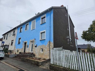 Gepflegte Doppelhaushälfte / Garten in guter und ruhiger Lage von Quierschied